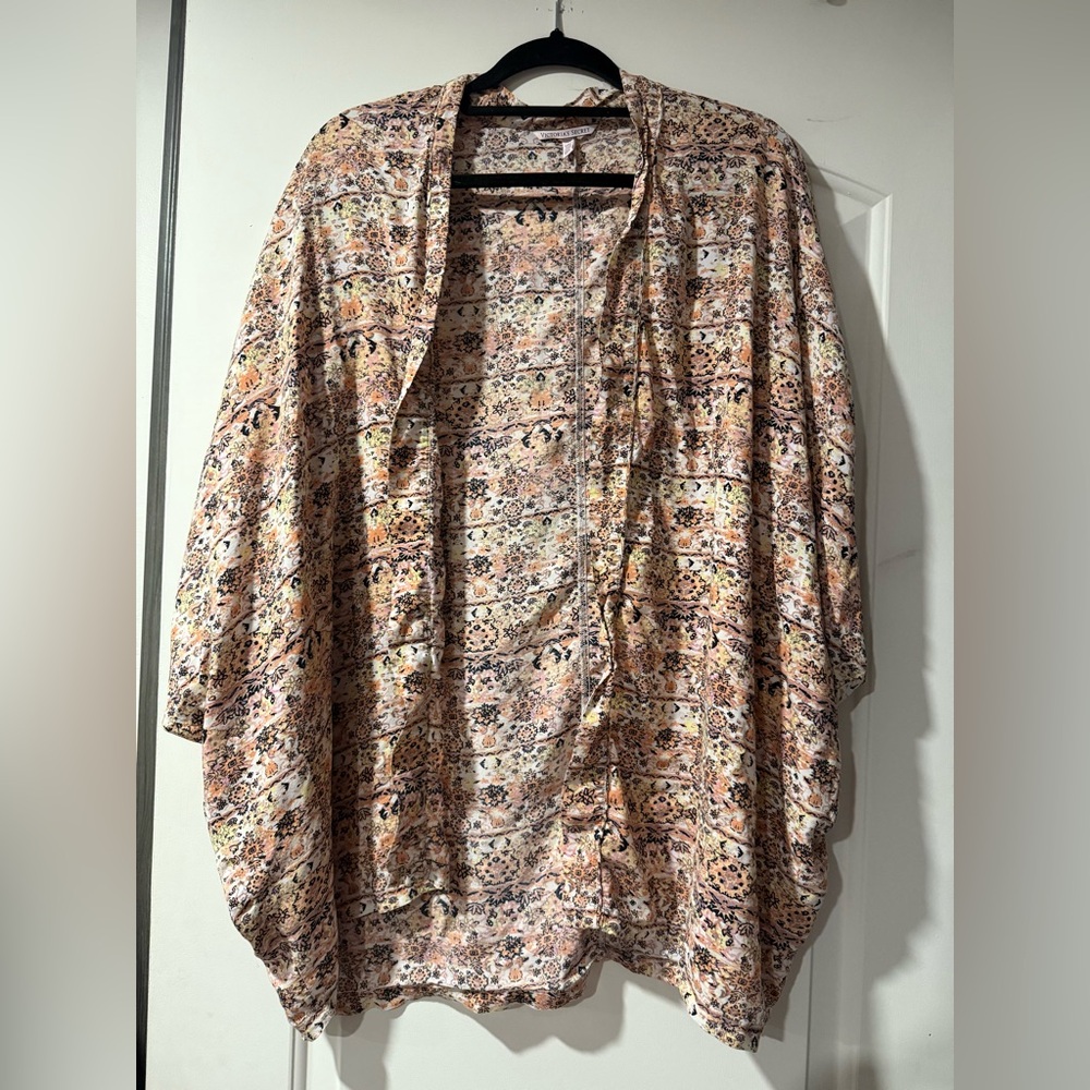 Victoria's Secret Multicolor Floral Shrug/Kimono